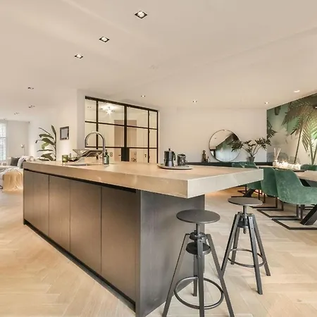 아파트 Luxury And Cozy 10 People