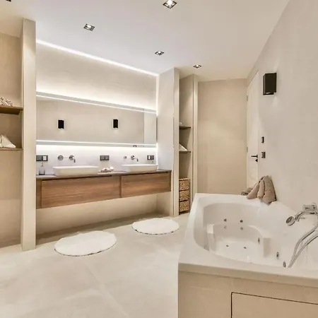 Appartamento Luxury And Cozy 10 People